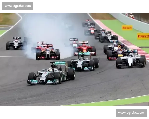 F1赛车技术演进：从过去到未来的革新